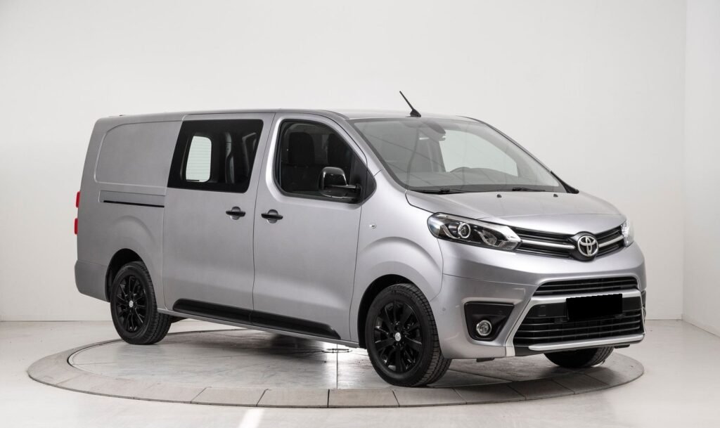 Toyota Proace 2,0 D 144 Comfort L2H1 Aut Cruise/Krok/Kamera/Webasto