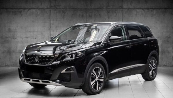 Peugeot 5008 1.5 HDi 130CH 7-SETS KROK CRUISE
