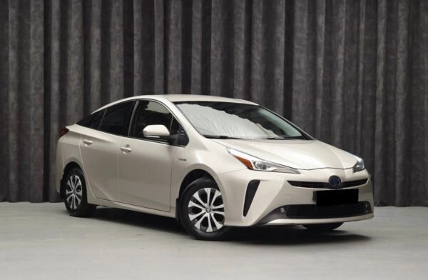 1 Toyota Prius 1.8 VVT-i Hybride AWD-i Actif