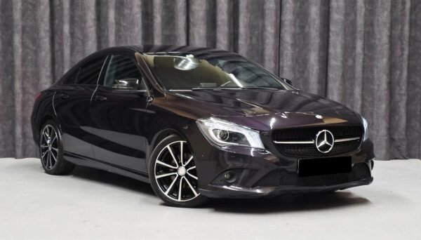 Mercedes-Benz CLA 180 Urban