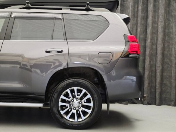 10 Toyota Land Cruiser 2.8 D-4D GX