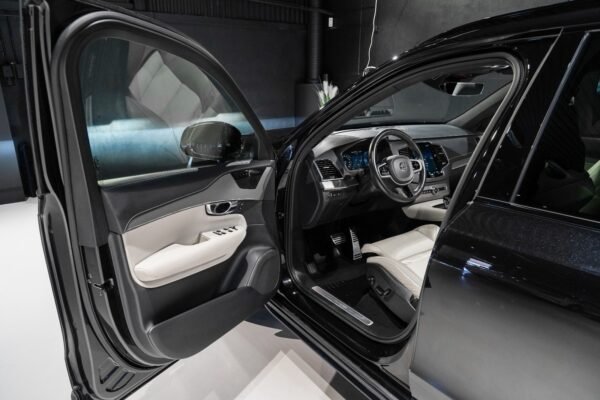 Volvo XC90 T8 R-Design Polestar AWD