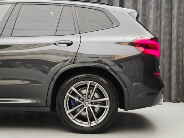 10 BMW X3 xDrive30e M Sport