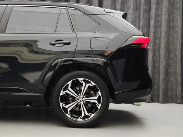 10 Suzuki Across 2.5 PHEV 306 ch E-Four First Edition