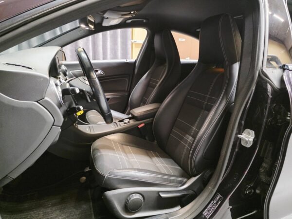 Mercedes-Benz CLA 180 Urban