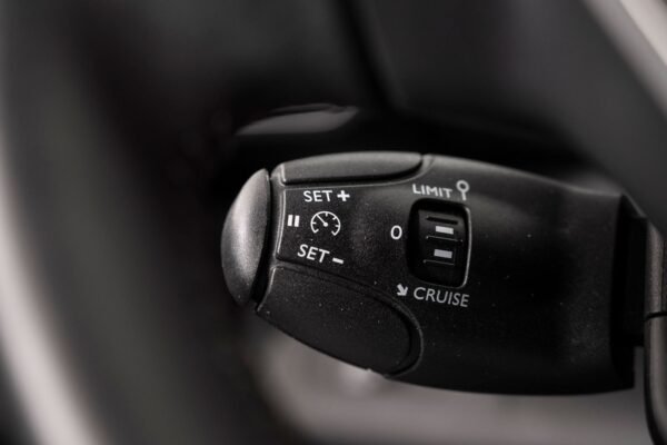 11 Peugeot Partner L1 1.5 BlueHDi 130 EAT8