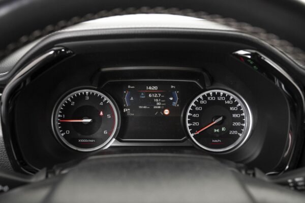 Isuzu D-Max 1.9 Double Cab Black Edition 4D Aut
