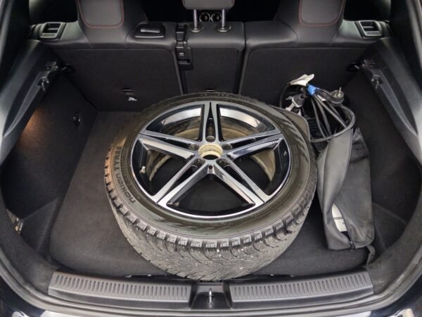 Mercedes-Benz Classe A 250 e AMG Line