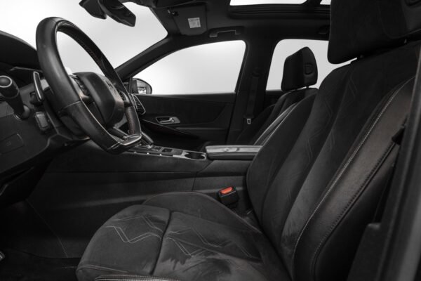DS Automobiles DS 7 Crossback E-TENSE 4x4 300 ch Performance Line