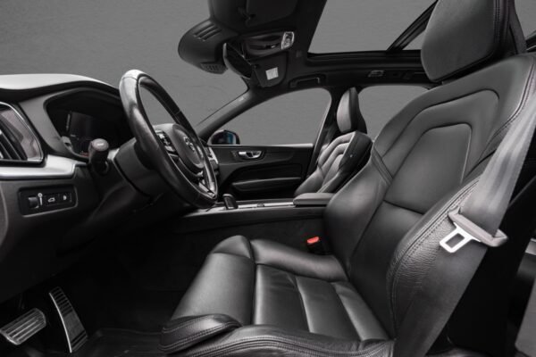Volvo XC60 T8 AWD R-Design