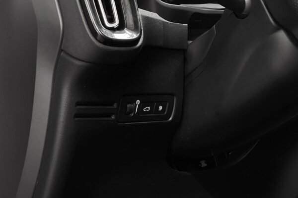 Volvo XC40 T5 R-Design