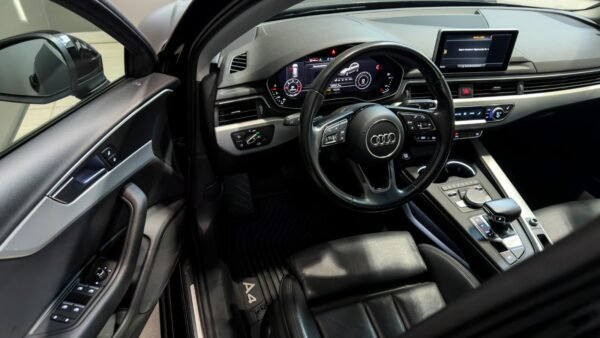 12 Audi A4 2.0 TDI 190 S-Tronic