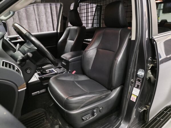 13 Toyota Land Cruiser 2.8 D-4D GX