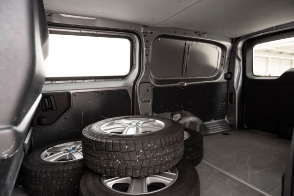 13 Toyota Proace 2,0 D 144 Comfort L2H1 Aut Cruise/Krok/Kamera/Webasto