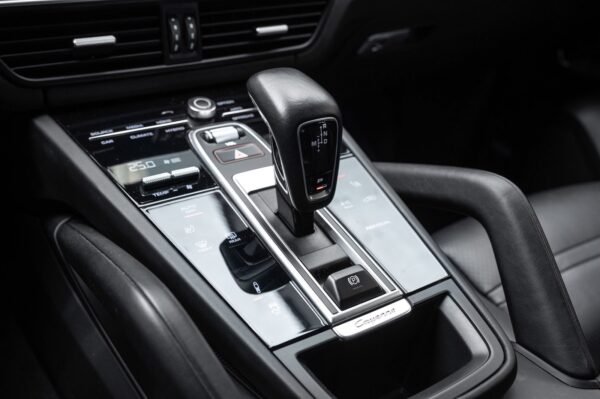 Porsche Cayenne Coupe E-HYBRID 476CH ACC 18-VEIS BOSE LUFT SPORT-CHRONO PDLS+