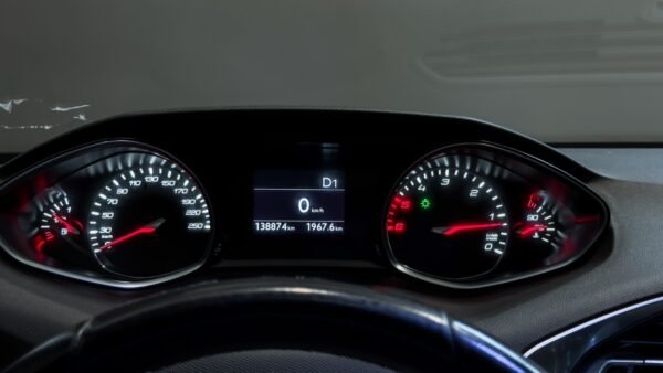 Peugeot 308 SW BlueHDi 120