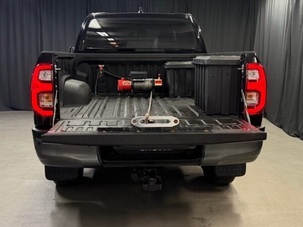 Toyota HiLux 2.8 D-4D X-CAB SR+ 4WD