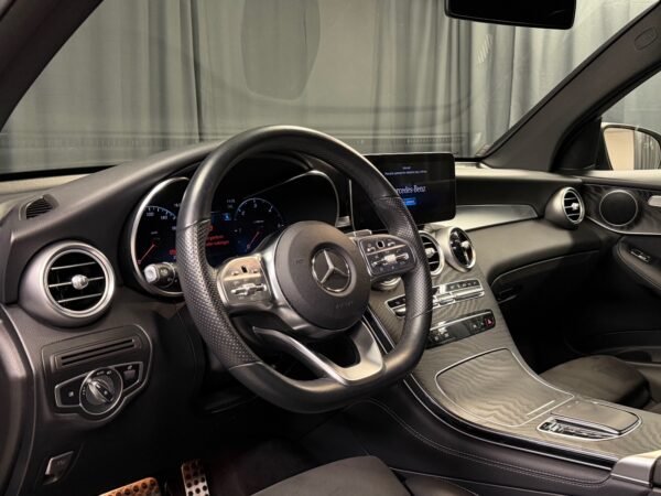 Mercedes-Benz GLC 220 d 4MATIC AMG Line