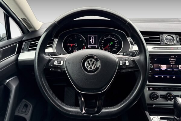 Volkswagen Passat 1.6 TDI 120 ch DSG (B8)