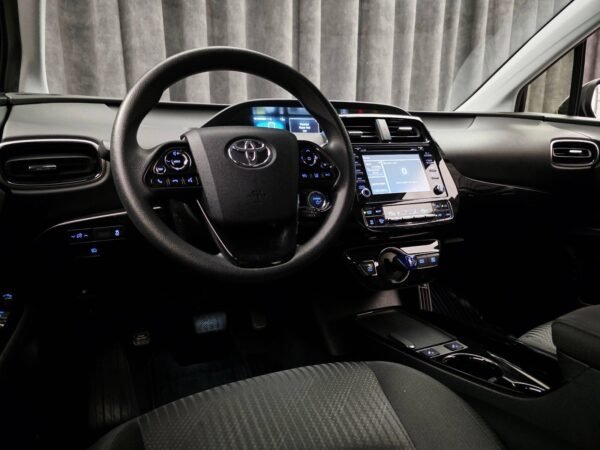 14 Toyota Prius 1.8 VVT-i Hybride AWD-i Actif