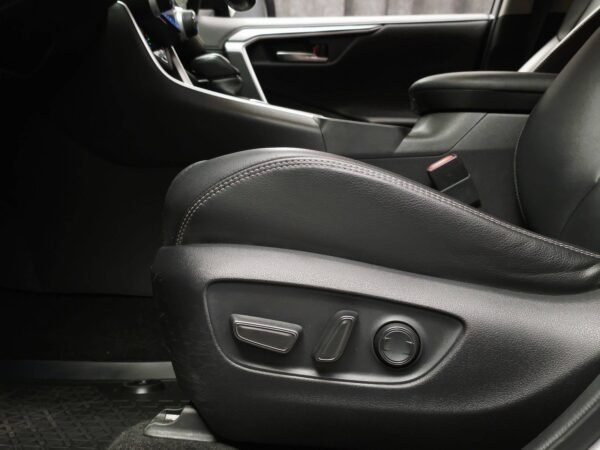 Toyota RAV4 2.5 Hybrid AWD-i Executive