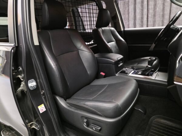 15 Toyota Land Cruiser 2.8 D-4D GX