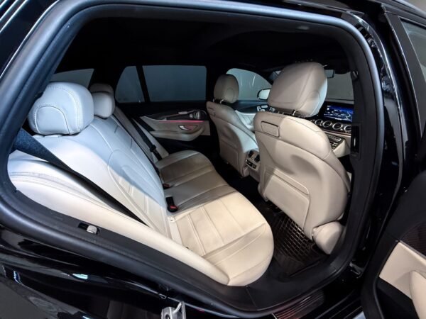 15 Mercedes-Benz Classe E 63 S 4MATIC+