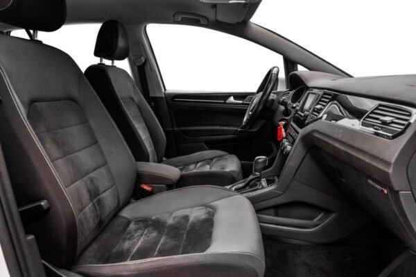 16 Volkswagen Golf 1.4 TSI 150 ch DSG7