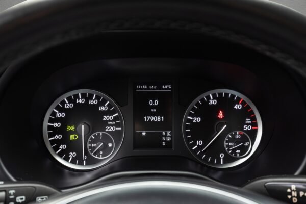 16 Mercedes-Benz Vito 119 CDI 4MATIC