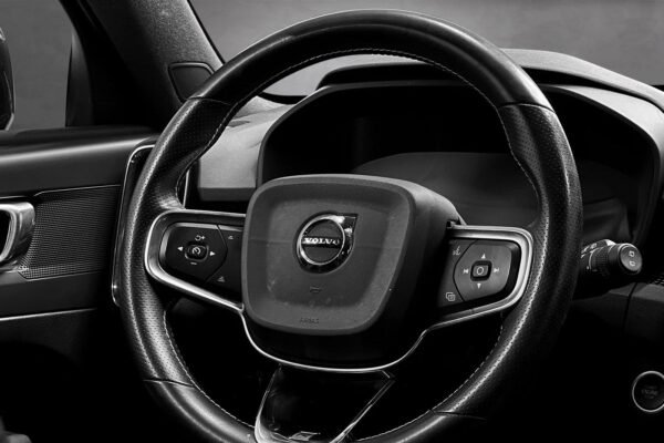 Volvo XC40 T5 R-Design