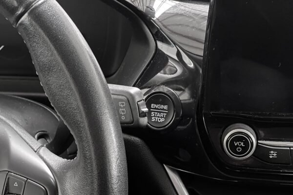 16 Ford Fiesta Faible km|Croisière|DAB|Climat|Sièges chauffants