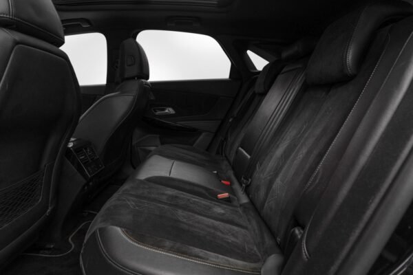 DS Automobiles DS 7 Crossback E-TENSE 4x4 300 ch Performance Line
