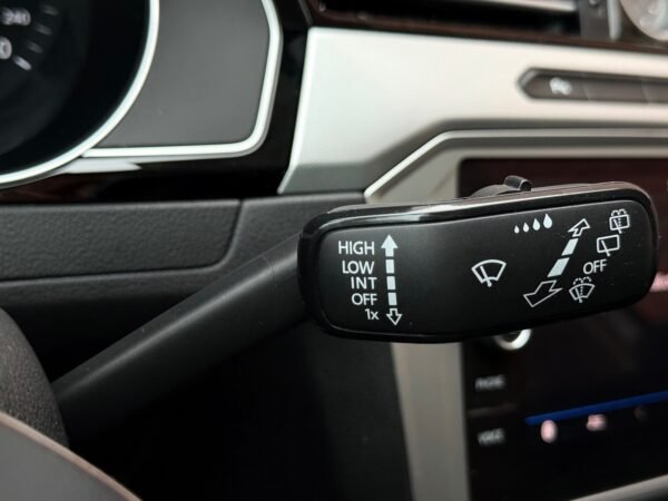 Volkswagen Passat 1.6 TDI 120 ch DSG (B8)