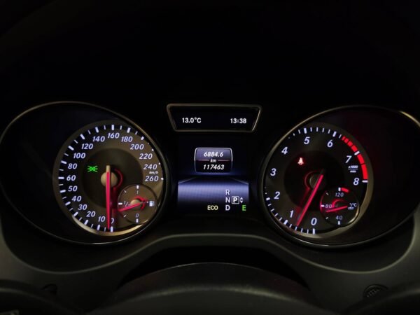 Mercedes-Benz CLA 180 Urban