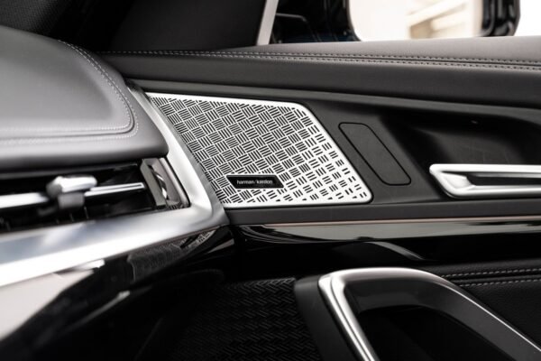 BMW X1 xDrive30e M-sport ACC Krok 360 H&K HUD