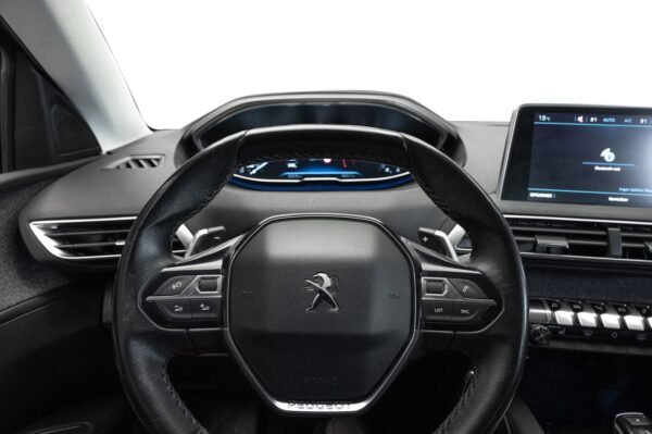 Peugeot 5008 1.5 HDi 130CH 7-SETS KROK CRUISE