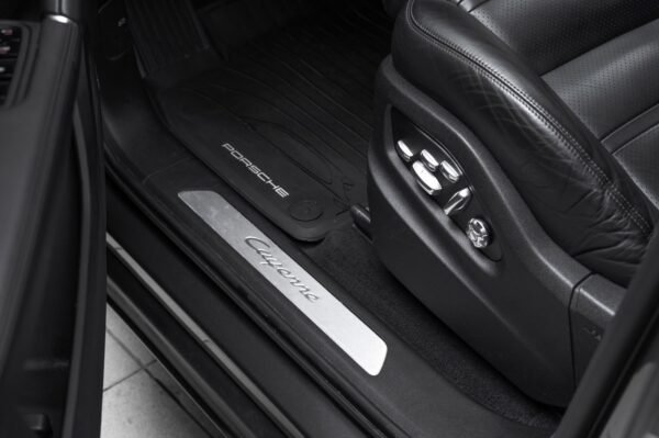 Porsche Cayenne Coupe E-HYBRID 476CH ACC 18-VEIS BOSE LUFT SPORT-CHRONO PDLS+