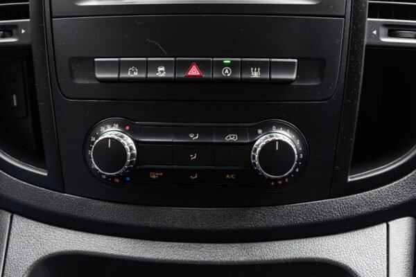 18 Mercedes-Benz Vito 119 CDI 4MATIC
