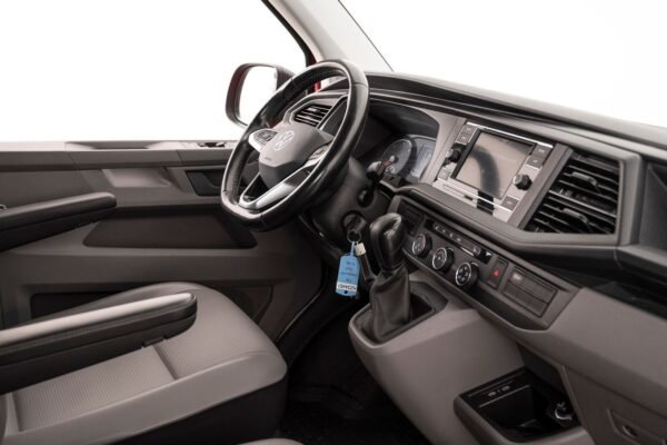 20 Volkswagen Transporter 2.0 TDI 150 ch K Plus 4M | ACC/Crochet/Webasto/Caméra