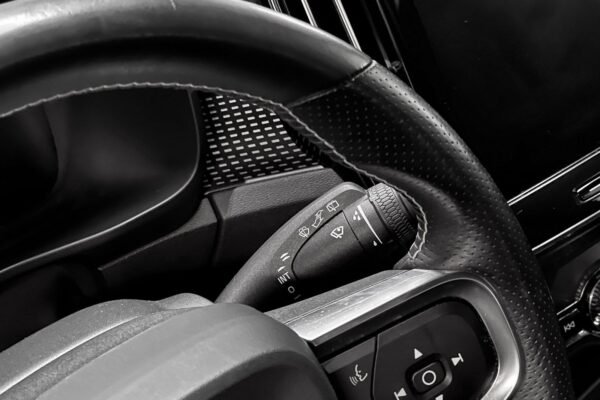 Volvo XC40 T5 R-Design