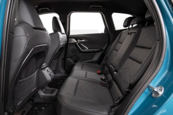 BMW X1 xDrive30e M-sport ACC Krok 360 H&K HUD