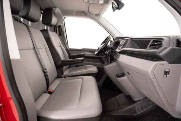 21 Volkswagen Transporter 2.0 TDI 150 ch K Plus 4M | ACC/Crochet/Webasto/Caméra