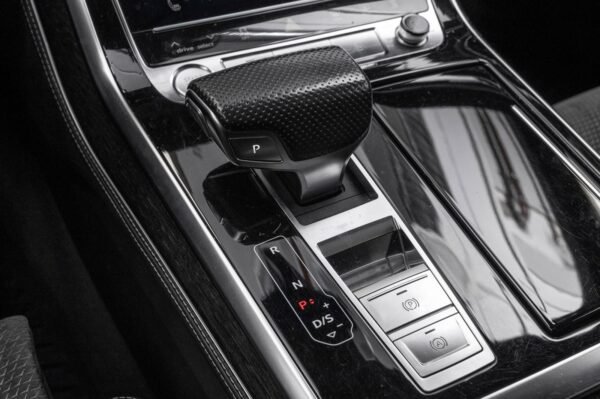 Audi Q8 V6 3.0 TDI quattro S Line