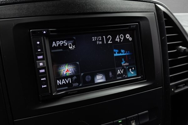 21 Mercedes-Benz Vito 119 CDI 4MATIC