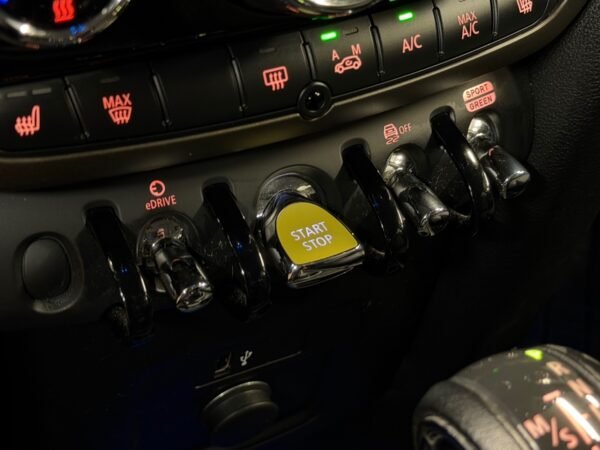 21 MINI Countryman Cooper SE ALL4 Experience