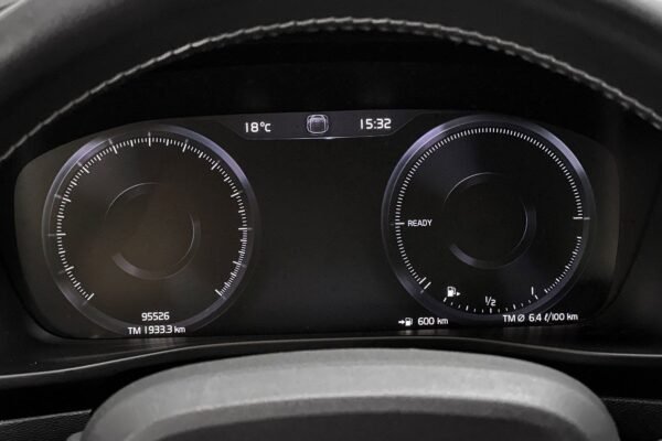 Volvo XC40 T5 R-Design
