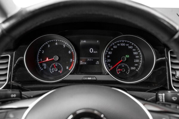 22 Volkswagen Golf 1.4 TSI 150 ch DSG7