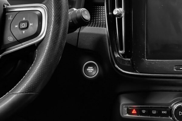 Volvo XC40 T5 R-Design