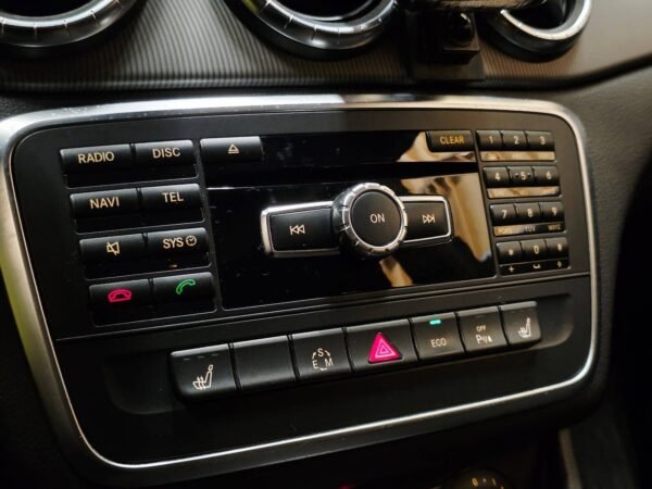 Mercedes-Benz CLA 180 Urban