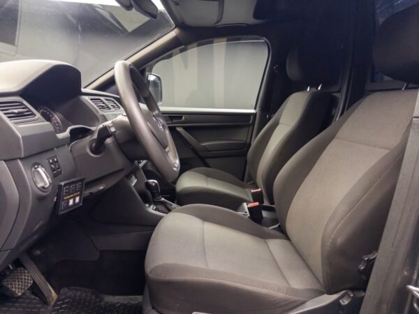24 Volkswagen Caddy 2.0TDi 102ch DSG